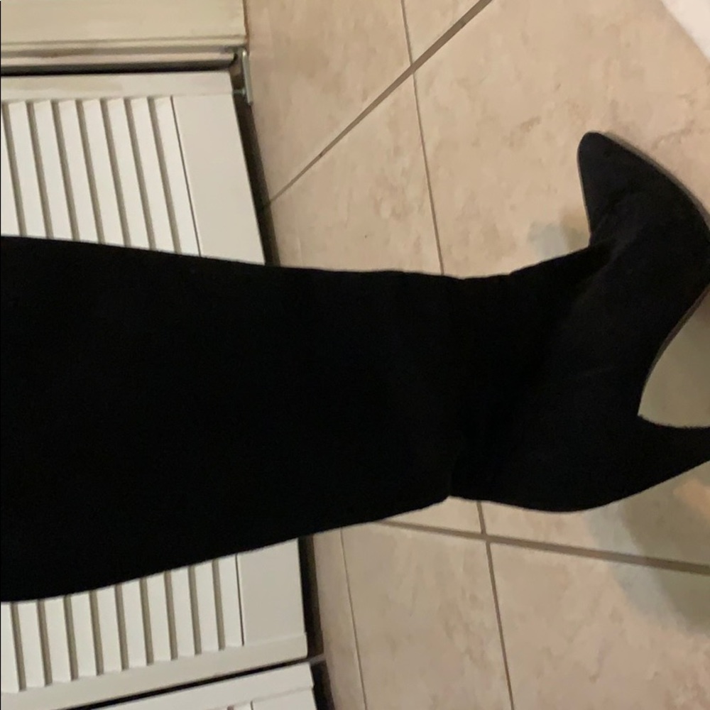Prada Boots Authentic - Picture 2 of 3